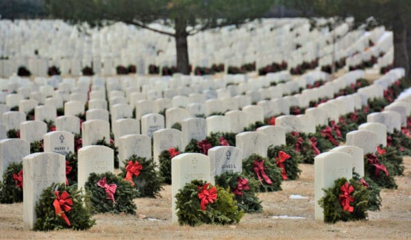 Wreaths-Across-America-WAA